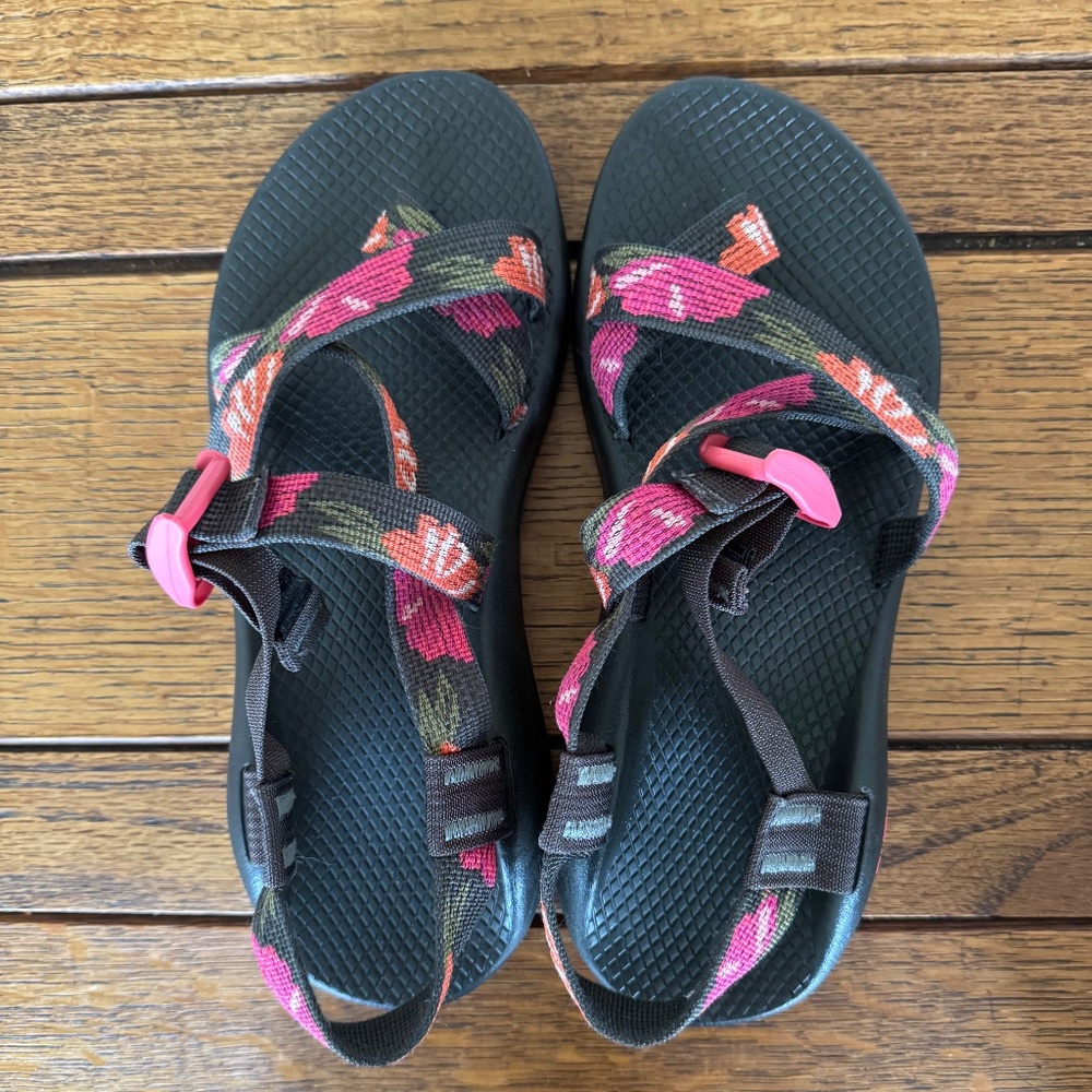 Chaco Women's Z2 Classic Sandal